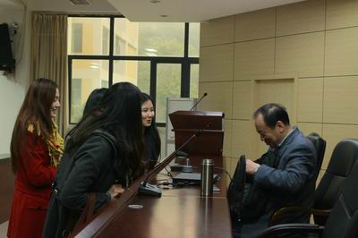 璋冩暣澶у皬 涓庡鐢熶氦娴�JPG