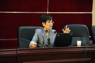 璧甸泤涓芥暀鎺堝湪璁插骇涓�jpg